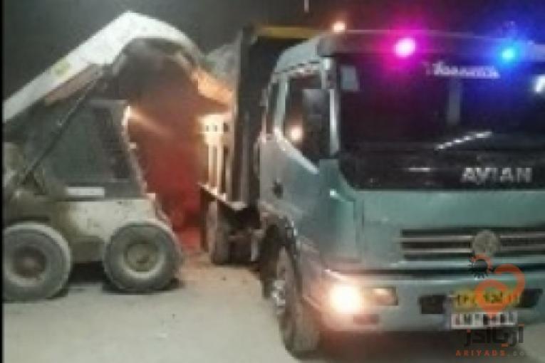 حمل نخاله باب کت و بادسان و ماشین و کارگر