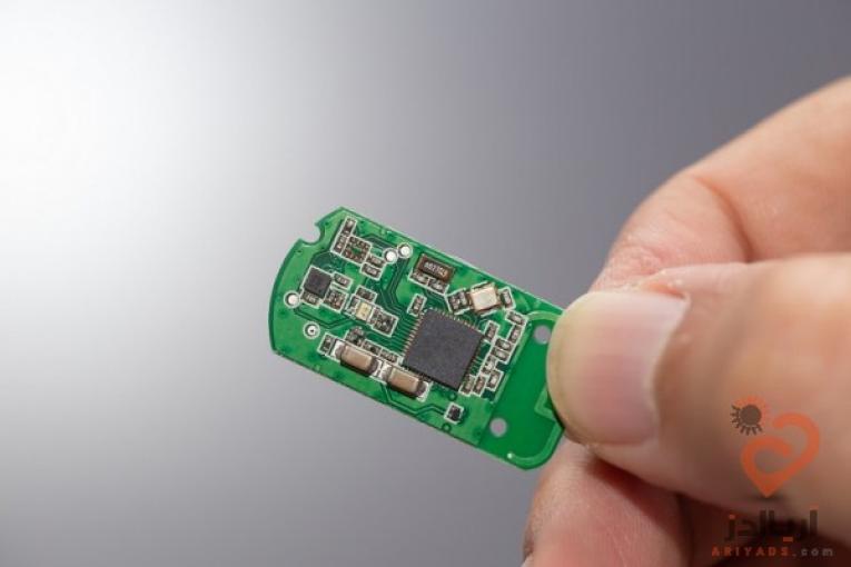 مونتاژ انبوه بردهای الکترونیک smd & led