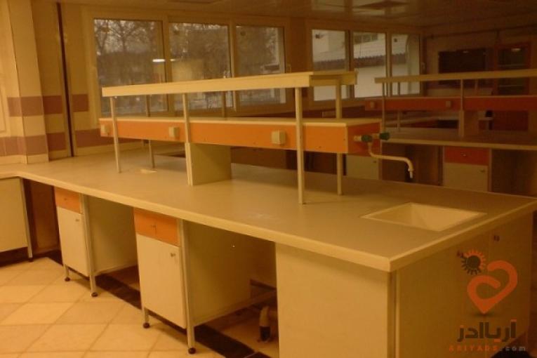 سکوبندی و کابینت آزمایشگاهی به آزماسکوسامان