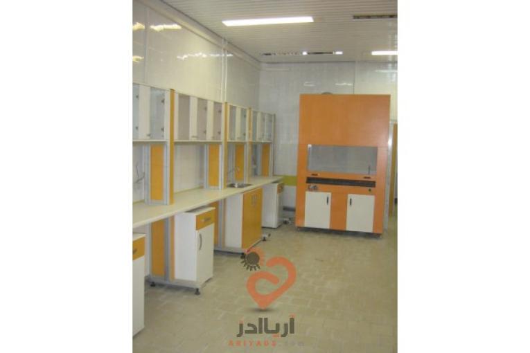سکوبندی و کابینت آزمایشگاهی به آزماسکوسامان