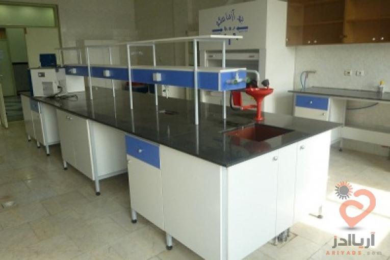 سکوبندی و کابینت آزمایشگاهی به آزماسکوسامان
