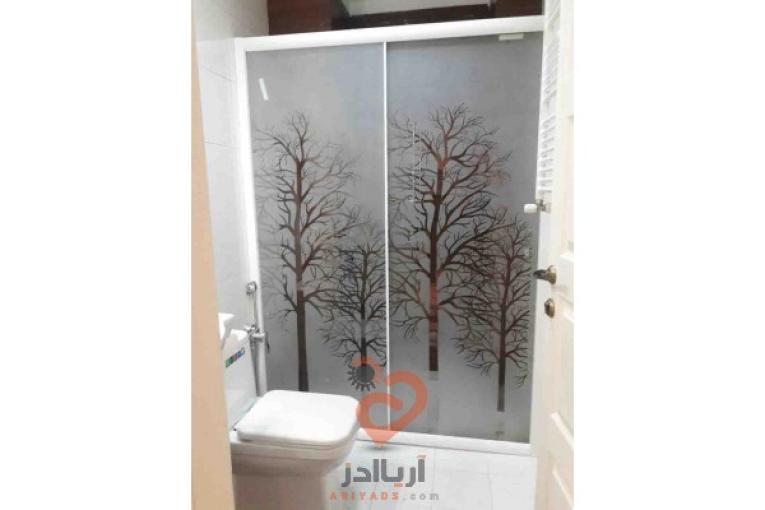 طراحی شیشه و سندبلاست آزادی