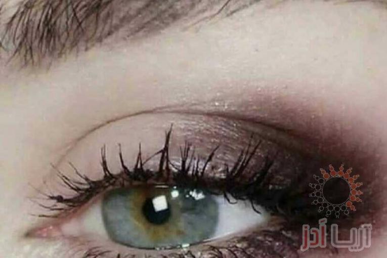 انجام خدمات زیبایی و رنگ مو